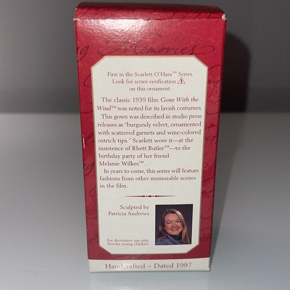 Scarlett O'Hara Hallmark Ornament 1997 - Picture 6 of 7